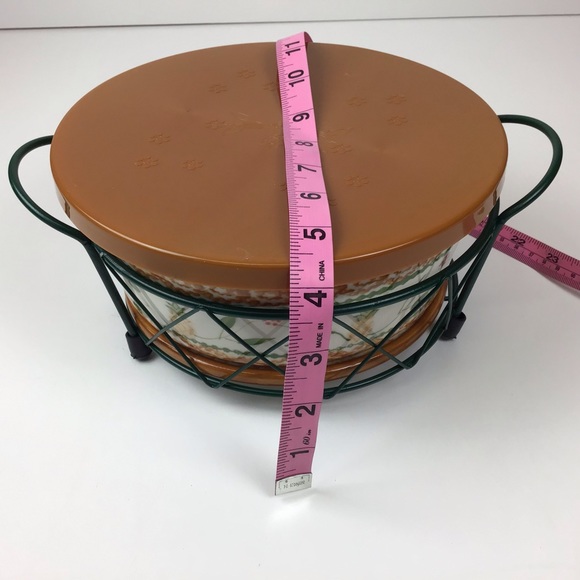 Temptations by Tara Presentable Ovenware Old World Hospitality 4 pc 1.5 qt - Picture 5 of 10